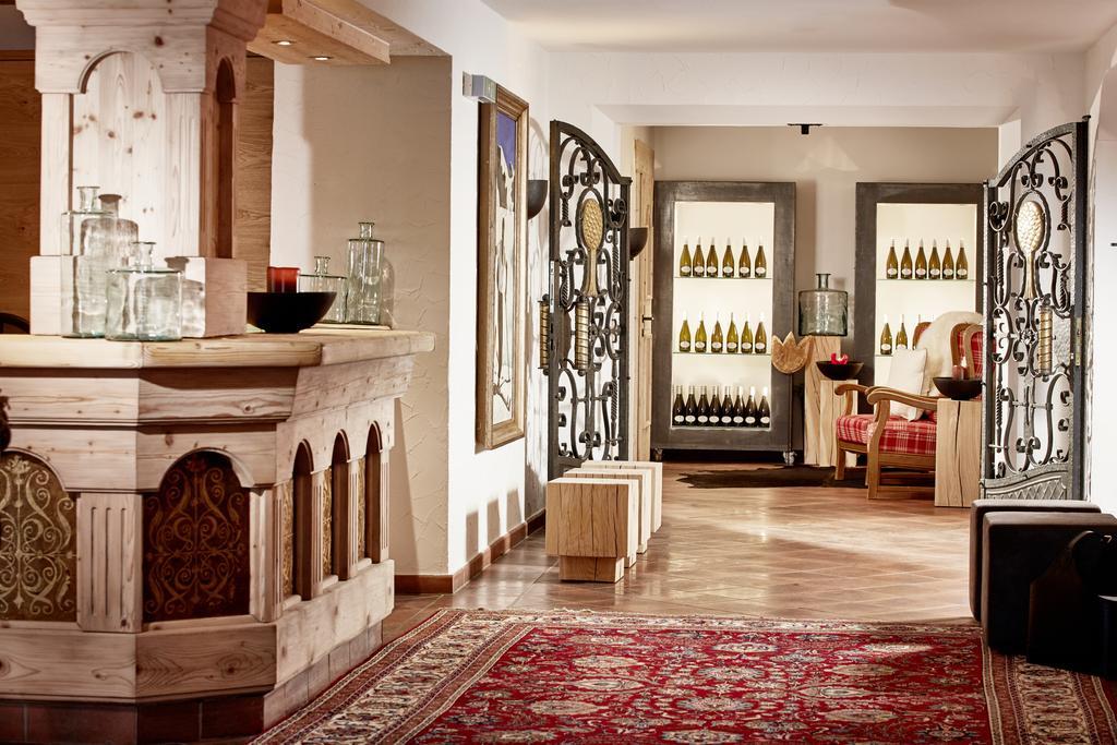 Der Gruene Baum Mountain Boutique Hotel ايروالد المظهر الخارجي الصورة