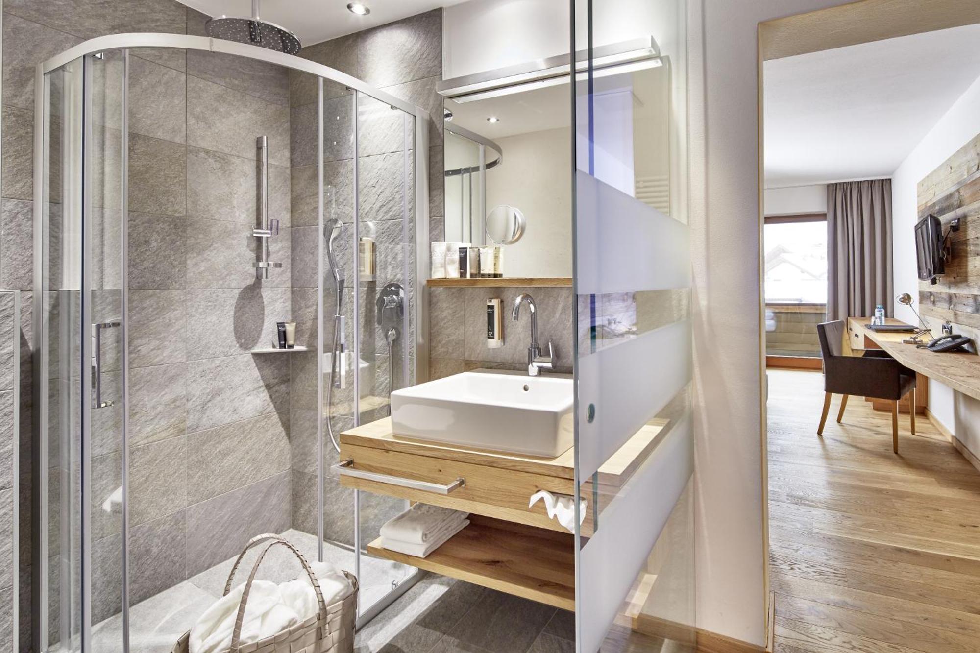 Der Gruene Baum Mountain Boutique Hotel ايروالد الغرفة الصورة