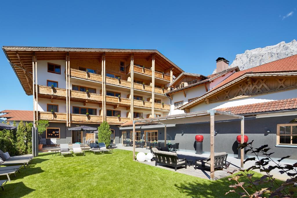 Der Gruene Baum Mountain Boutique Hotel ايروالد المظهر الخارجي الصورة